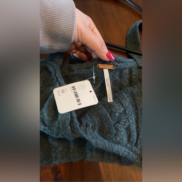 NWT Free People Cable Knit Crop - M - Picture 4 of 4